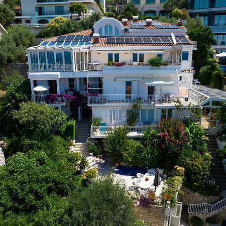 Sun Rose Apartments Sveti Stefan Buitenkant foto