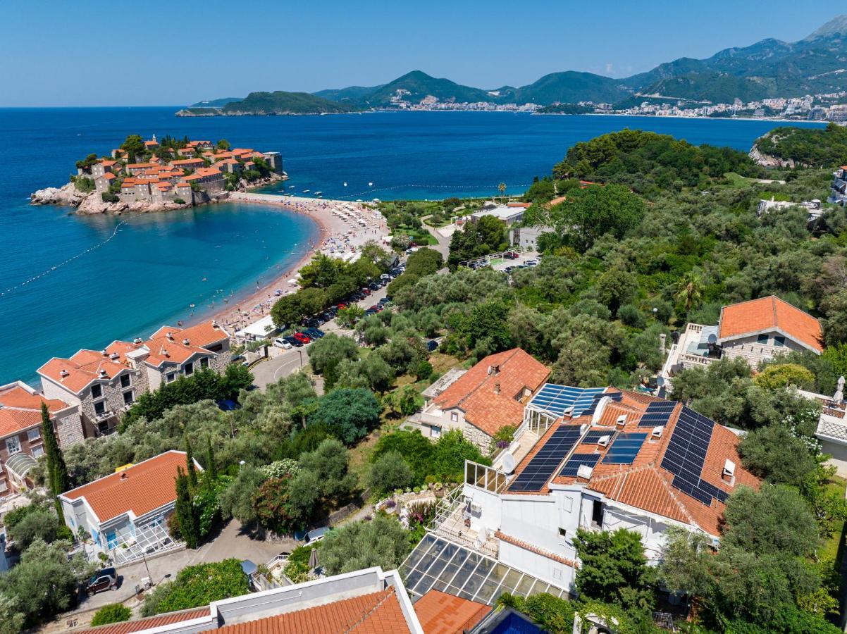 Sun Rose Apartments Sveti Stefan Buitenkant foto