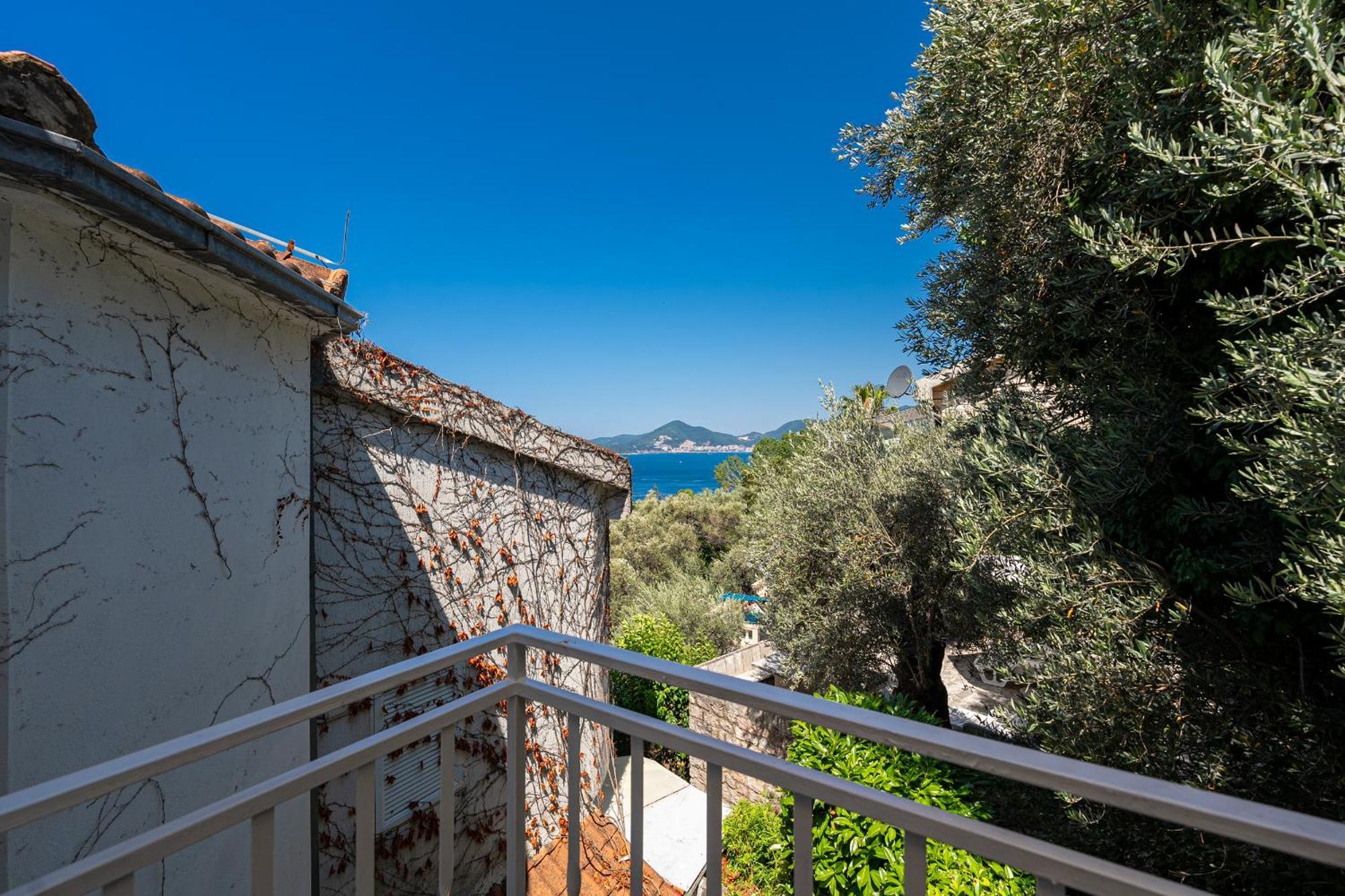 Sun Rose Apartments Sveti Stefan Kamer foto